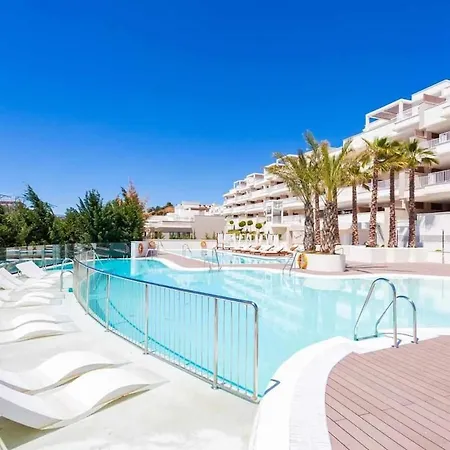 Amazing Seaview Near The Beach! Apartment